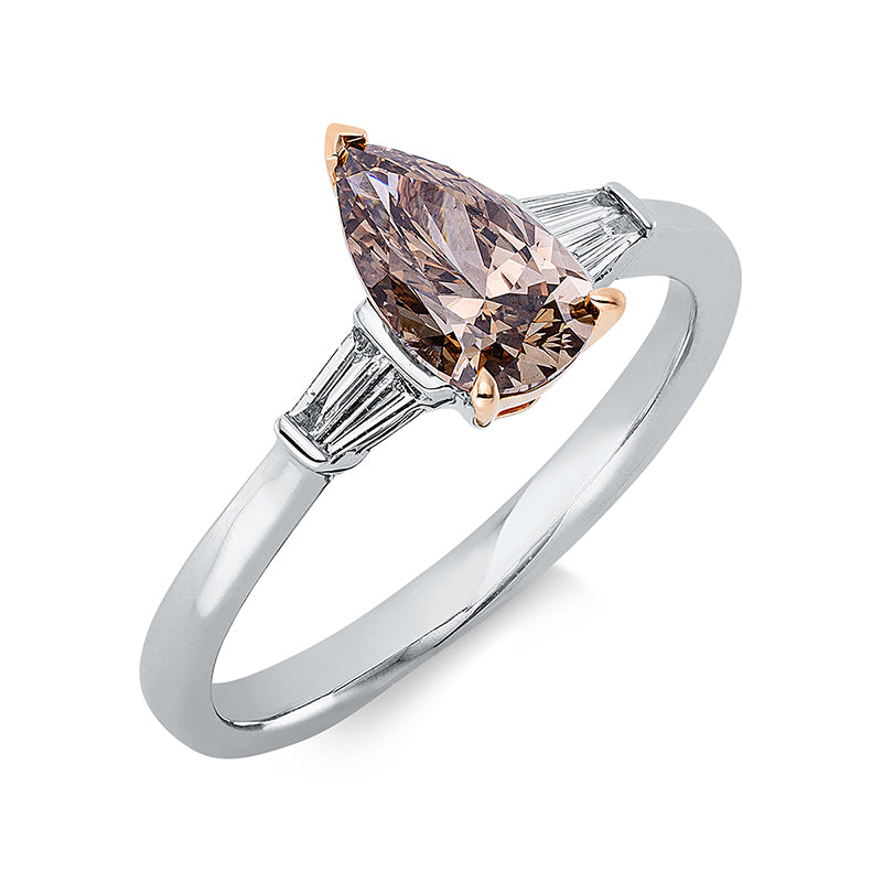 Ring 18 kt WG+RG, 4 Bag. 0,11 ct, TW-si, 1 Tropfen 1,01 ct, braun