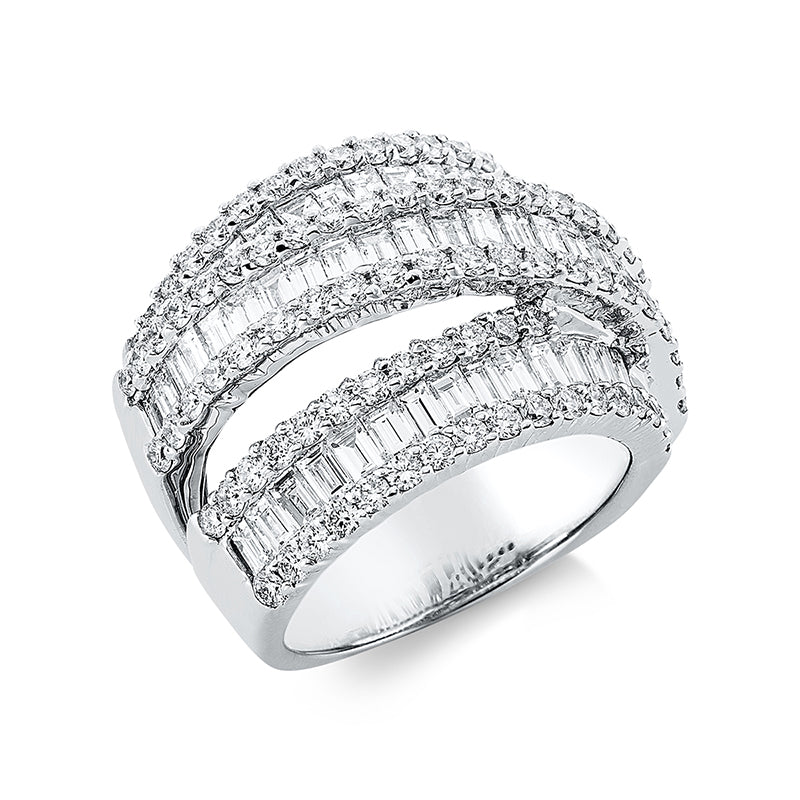 Ring 18 kt WG, 46 Trap. 2,33 ct, TW-vsi, 104 Brill. 1,78 ct, TW-vsi