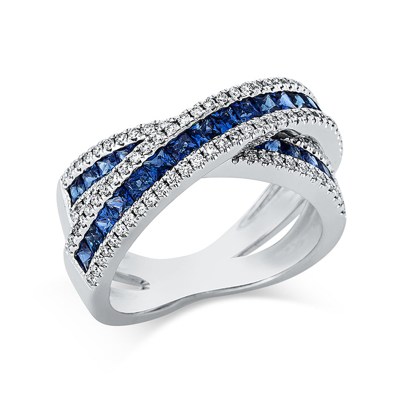 Ring 18 kt WG, 112 Brill. 0,45 ct, TW-si, 30 Saphire 1,81 ct blau