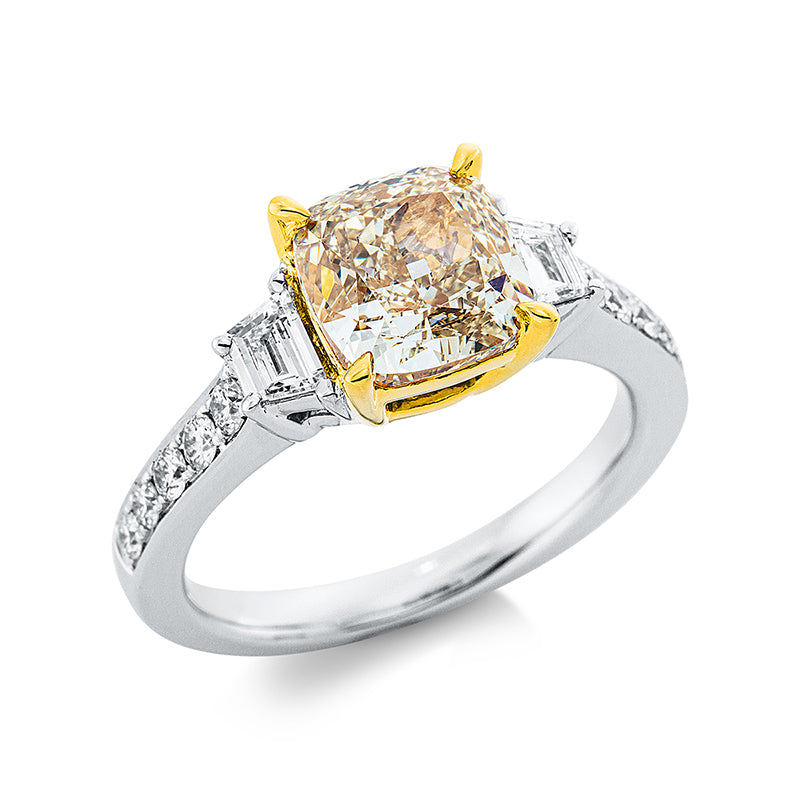 Ring 18 kt WG+GG, GIA 2225202809, 2 Fant-Schl. 0,29 ct, TW-si, 1 Cushion 3,11 ct, gelb-vs2, 10 Brill. 0,31 ct, TW-si