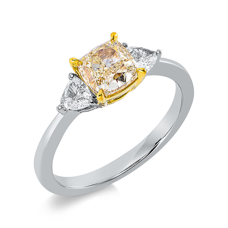 Ring 18 kt WG+GG, 2 Triangel 0,37 ct, TW-si, 1 Cushion 1,52 ct, gelb