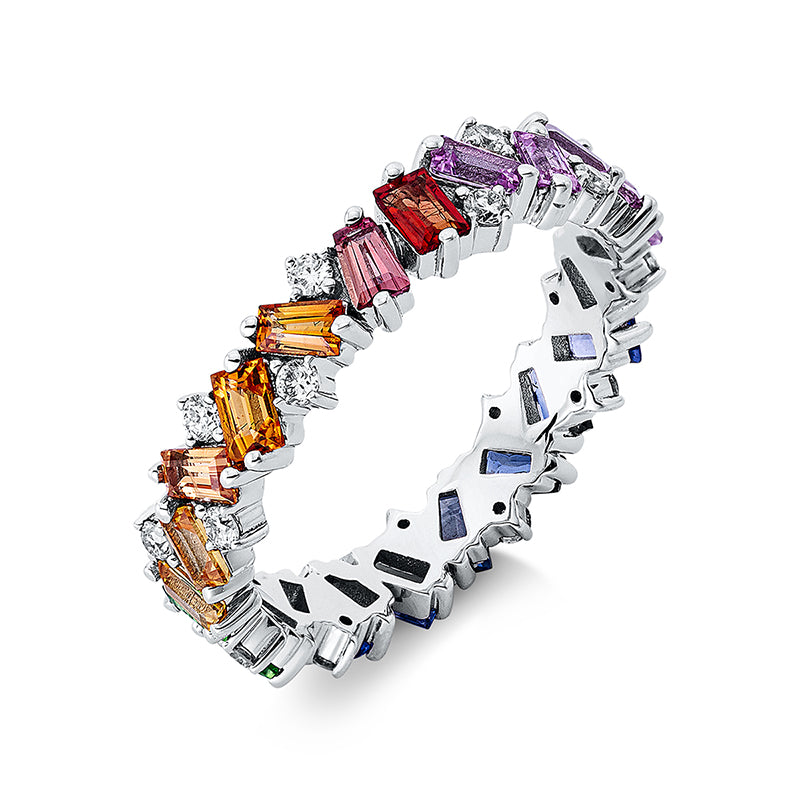 Ring 18 kt WG, 18 Brill. 0,28 ct, W-pi, 22 Saphire 1,80 ct fancy