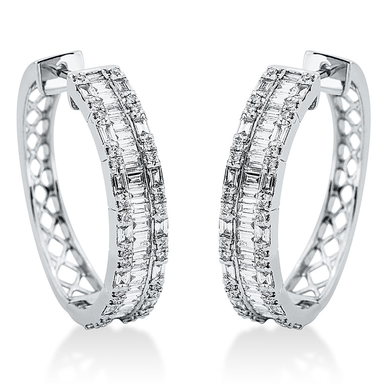Creolen 18 kt WG, 74 Bag. 1,39 ct, TW-si, 52 Brill. 0,22 ct, TW-si