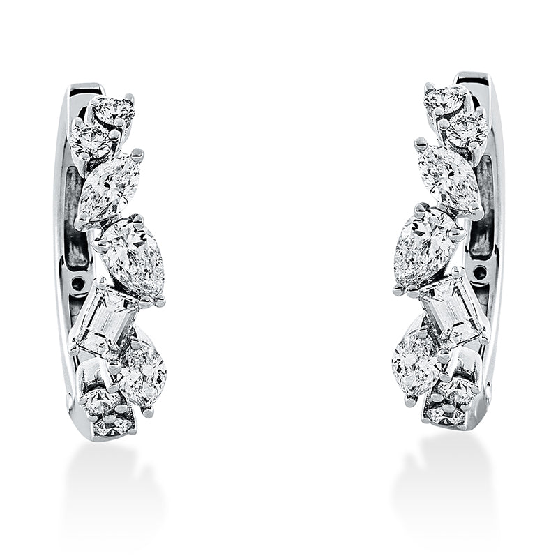 Creolen 18 kt WG, 2 Tropfen 0,32 ct, TW-si, 4 Nav. 0,44 ct, TW-si, 8 Brill. 0,28 ct, TW-si, 2 Bag. 0,25 ct, TW-vsi