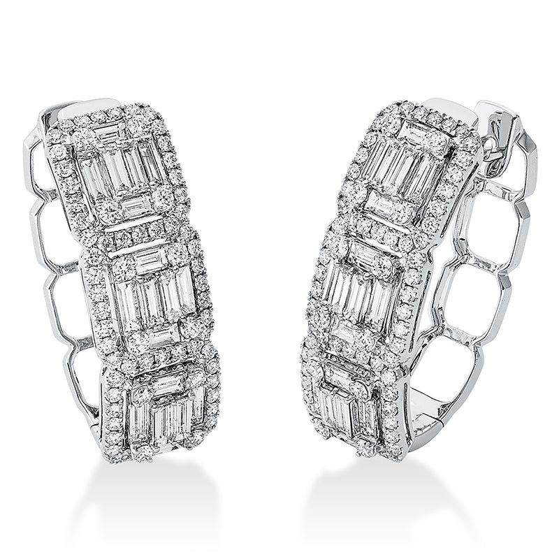 Creolen 18 kt WG, 12 Bag. 0,74 ct, TW-vsi, 24 Bag. 1,75 ct, TW-vsi, 148 Brill. 1,83 ct, TW-si