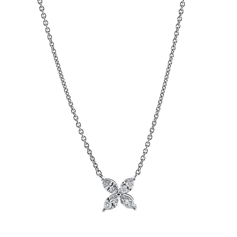 Collier 18 kt WG, mit ZÖ 41 cm + 43 cm, 4 Nav. 0,39 ct, W-pi