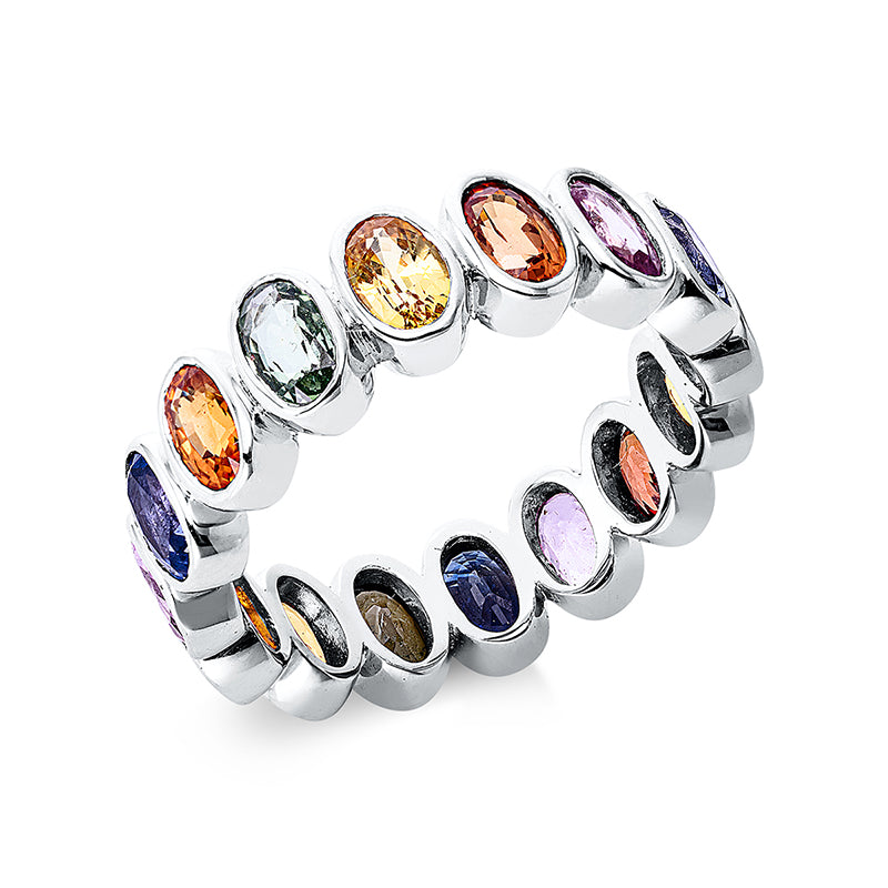 Ring 18 kt WG. 16 Saphire 4.88 ct fancy. B:6.0 mm. Weite:54