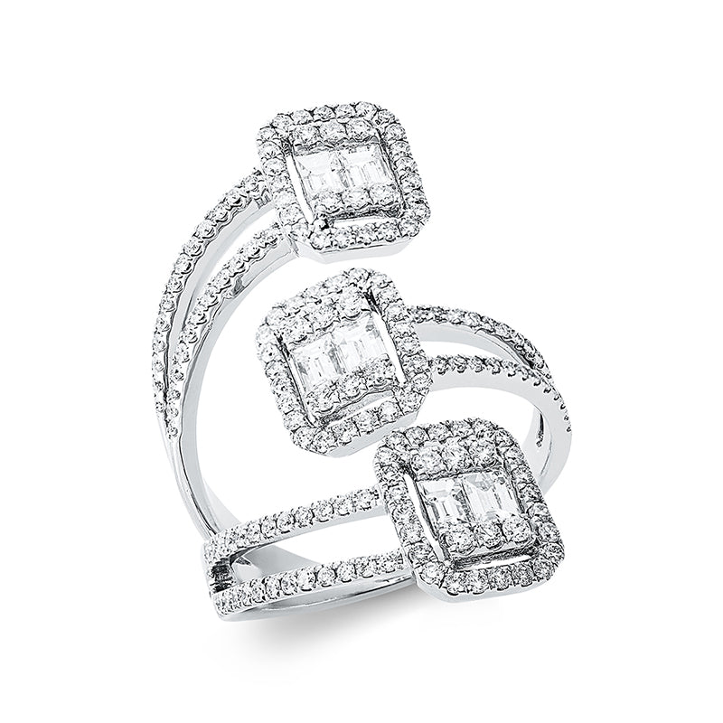 Ring 18 kt WG. 18 Brillanten 0.18 ct. TW-si. 6 Baguette 0.54 ct. TW-si. 146 Brillanten 0.66 ct. TW-si. H:30.7 mm. B:11.5 mm. Weite:53