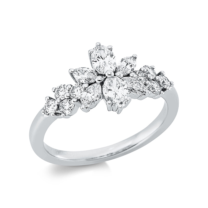 Ring 18 kt WG, 4 Nav. 0,31 ct, TW-vsi, 8 Brill. 0,35 ct, TW-vsi, 2 Oval 0,37 ct, TW-vsi