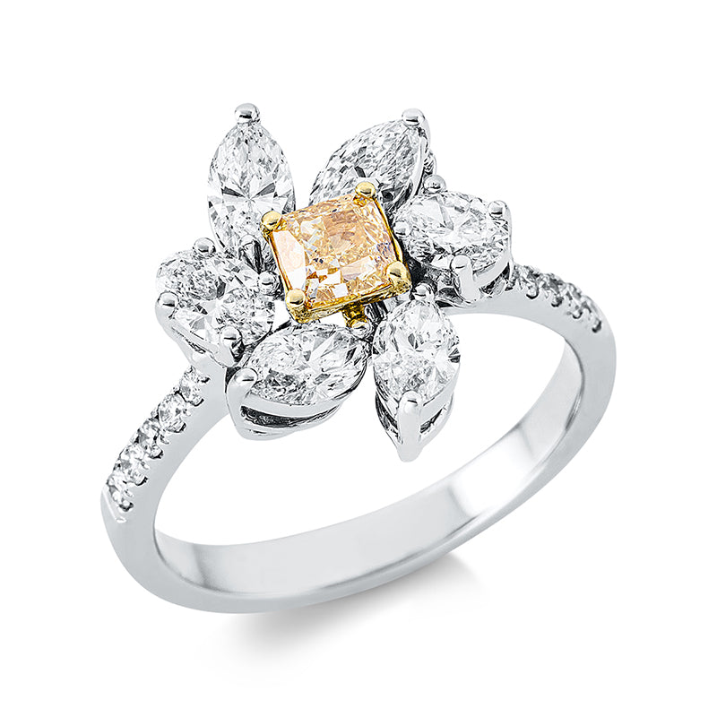 Ring 18 kt WG+GG. 2 Oval 0.39 ct. TW-vsi. 4 Navette 0.81 ct. TW-vsi. 1 Cushion 0.42 ct. gelb-vsi. 12 Brillanten 0.15 ct. D-vsi. H:12.6 mm. B:14.1 mm. Weite:53
