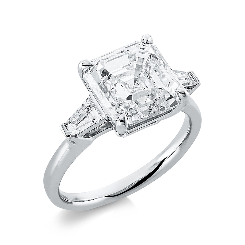 Ring 18 kt WG, IGI320855440, 1 Radiant 5,09 ct, I-vsi, 2 Trap. 0,30 ct, F-vsi