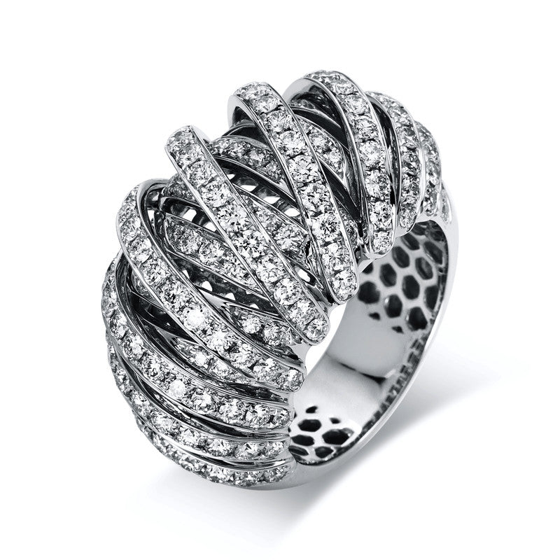 Ring 18 kt WG. 174 Brillanten 3.05 ct. TW-si. B:16.9 mm. Weite:53