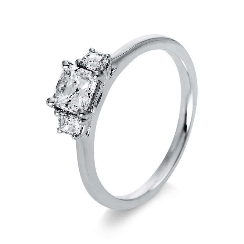 Ring 18 kt WG, 1 Assher 0,59 ct, TW-vsi, 2 Halbmond 0,19 ct, TW-vsi