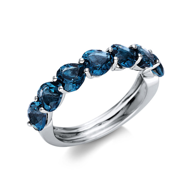 Ring 18 kt WG, 7 Topase 3,80 ct Lond. blue