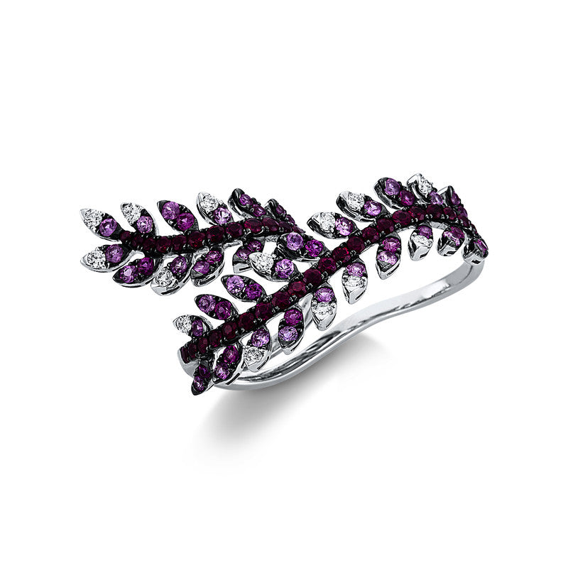 Ring 18 kt WG. Fassung teils schwarz rhodinie. 14 Brillanten 0.61 ct. TW-vsi/si. 50 Saphire 2.50 ct pink. 34 Rubine 1.82 ct rot. Weite:54