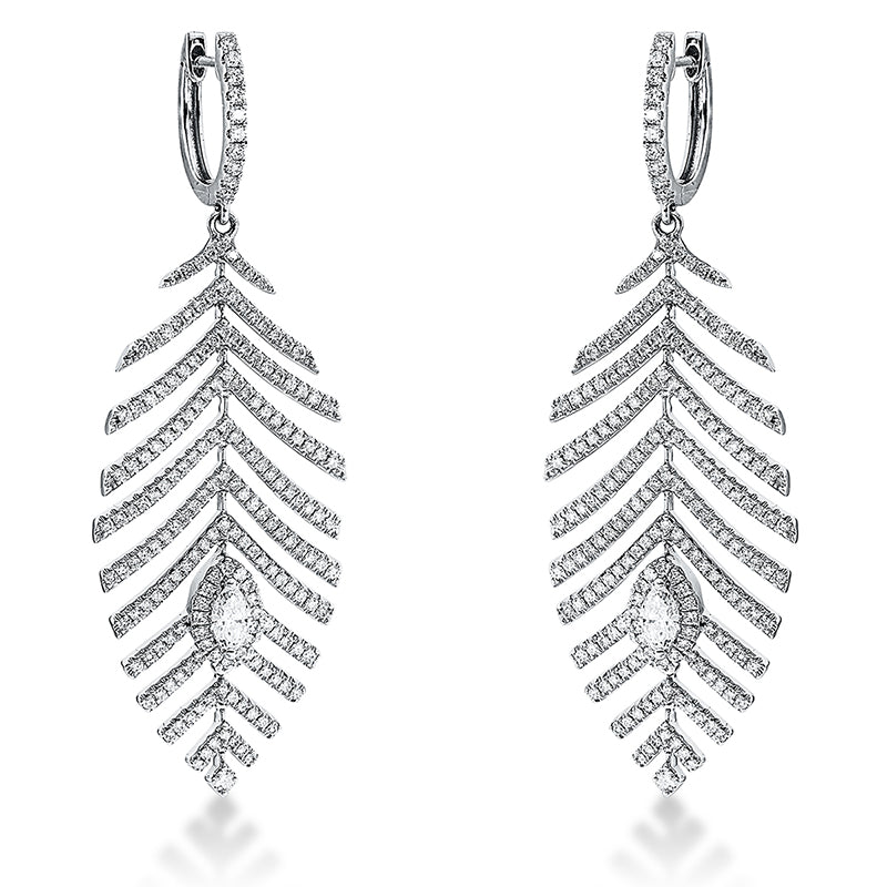 Ohrschmuck 18 kt WG, 2 Nav. 0,39 ct, TW-vsi/si, 396 Brill. 1,67 ct, TW-vsi/si