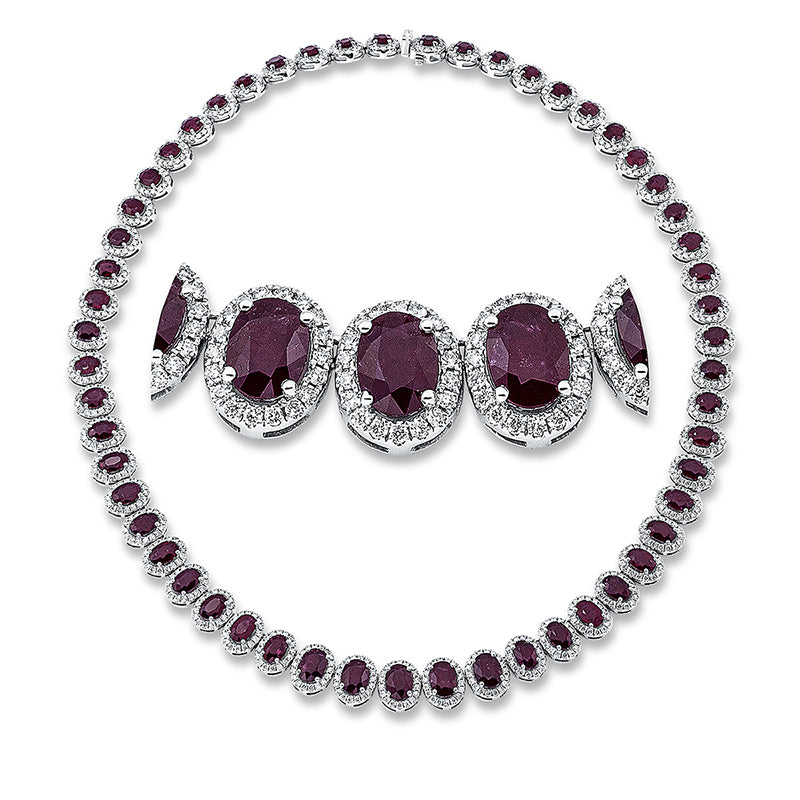 Collier 18 kt WG, 826 Brill. 6,40 ct, TW-si, 18 Rubine 10,54 ct rot, 5 Rubine 5,36 ct rot, 32 Rubine 13,89 ct rot
