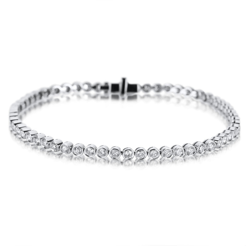 Armband Zarge 18 kt WG. Americano. 58 Brillanten 2.25 ct. TW-vsi/si. L:18.5 cm