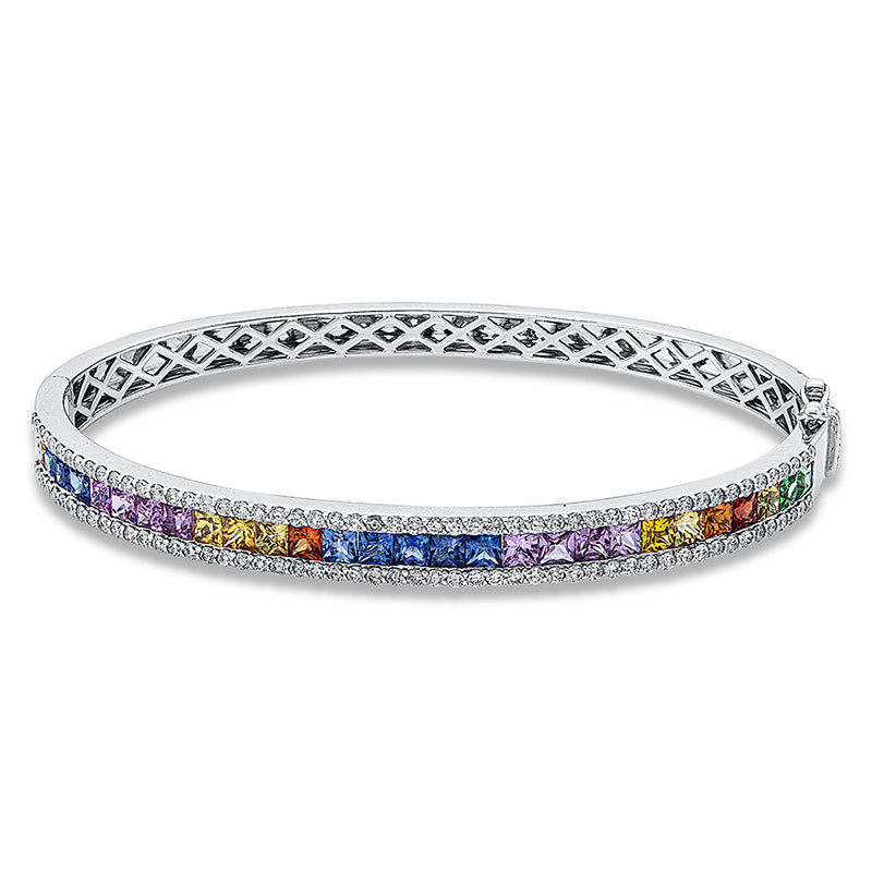 Armreif 18 kt WG, 104 Brill. 1,19 ct, TW-si, 28 Saphire 4,12 ct fancy